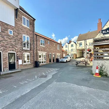 Holiday home Cygnet No 5 -free Parking *